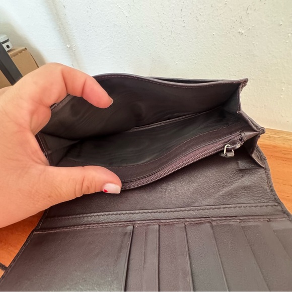 Gucci Dark Brown Embossed Leather Clutch - Picture 6 of 9
